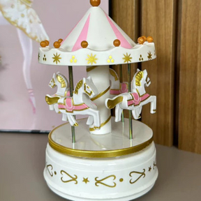 Enfeite de Natal Carrossel Natalino Caixa Musical